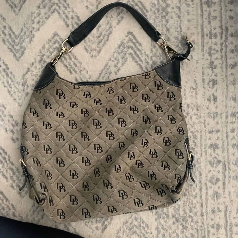 Dooney and bourke hobo tan purse